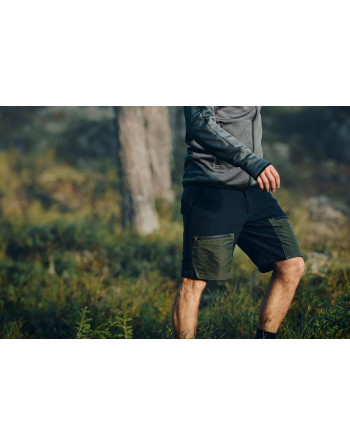 Outdoor trekking shorts...